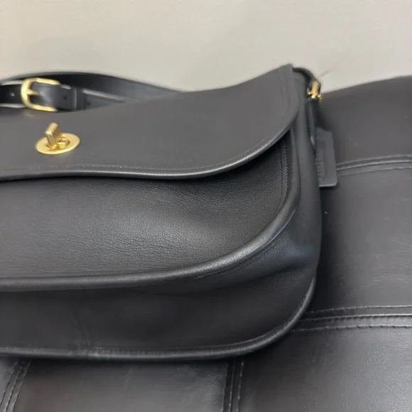 Coach City Black Bag - Picture 8 of 11